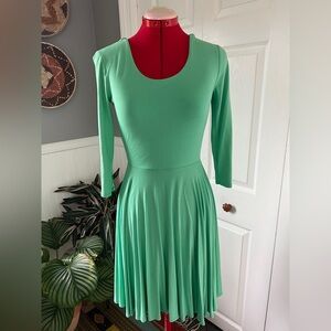 Green midi dress